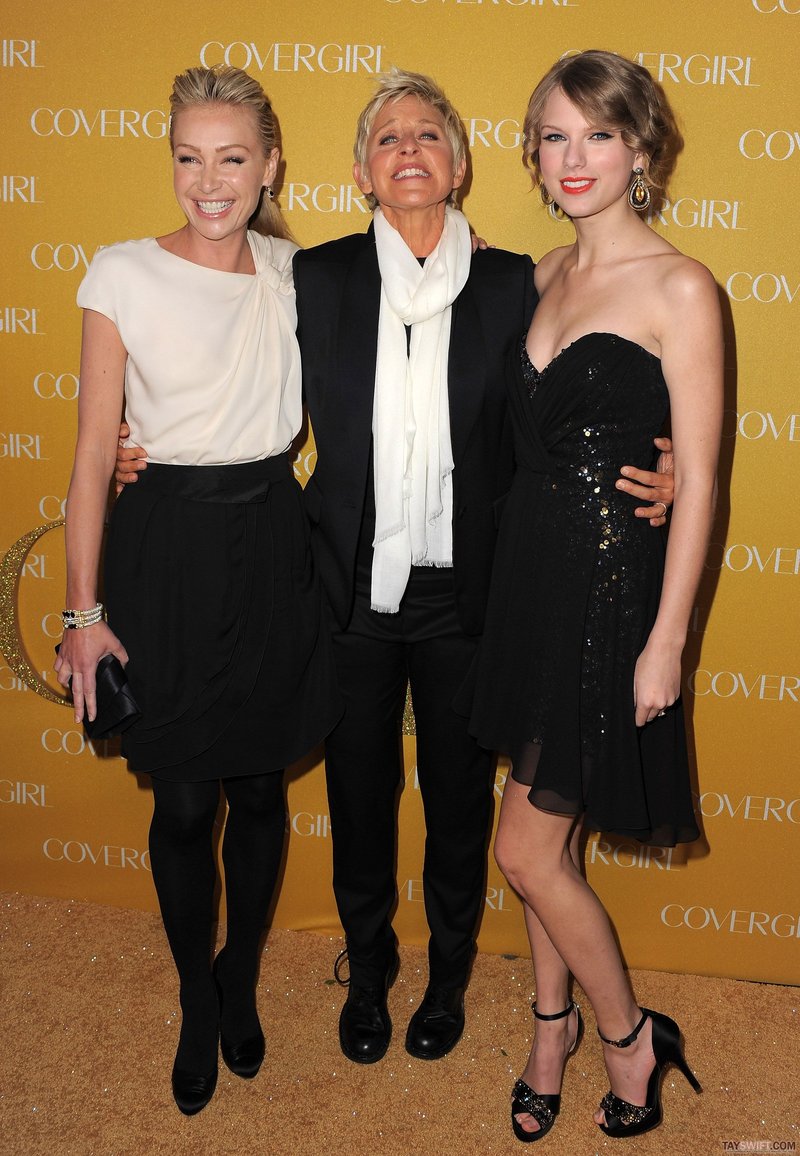 Taylor Swift at CoverGirl 50th Anniversary Party — photo 82