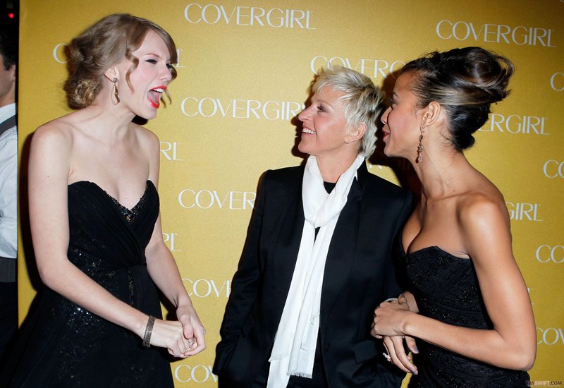 Taylor Swift at CoverGirl 50th Anniversary Party — photo 87
