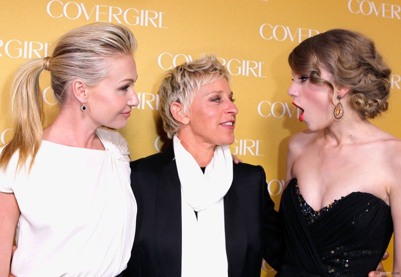 Taylor Swift at CoverGirl 50th Anniversary Party — photo 88