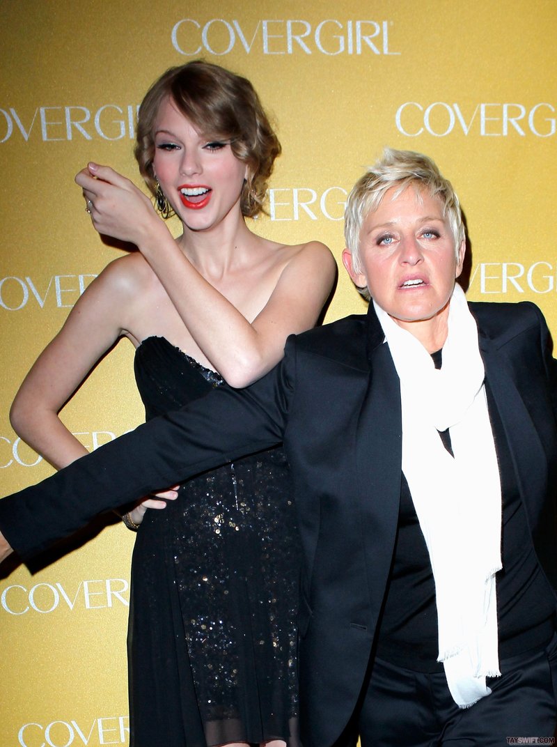 Taylor Swift at CoverGirl 50th Anniversary Party — photo 96