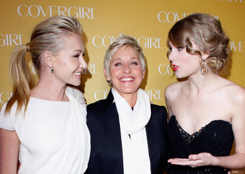 Taylor Swift at CoverGirl 50th Anniversary Party — photo 99