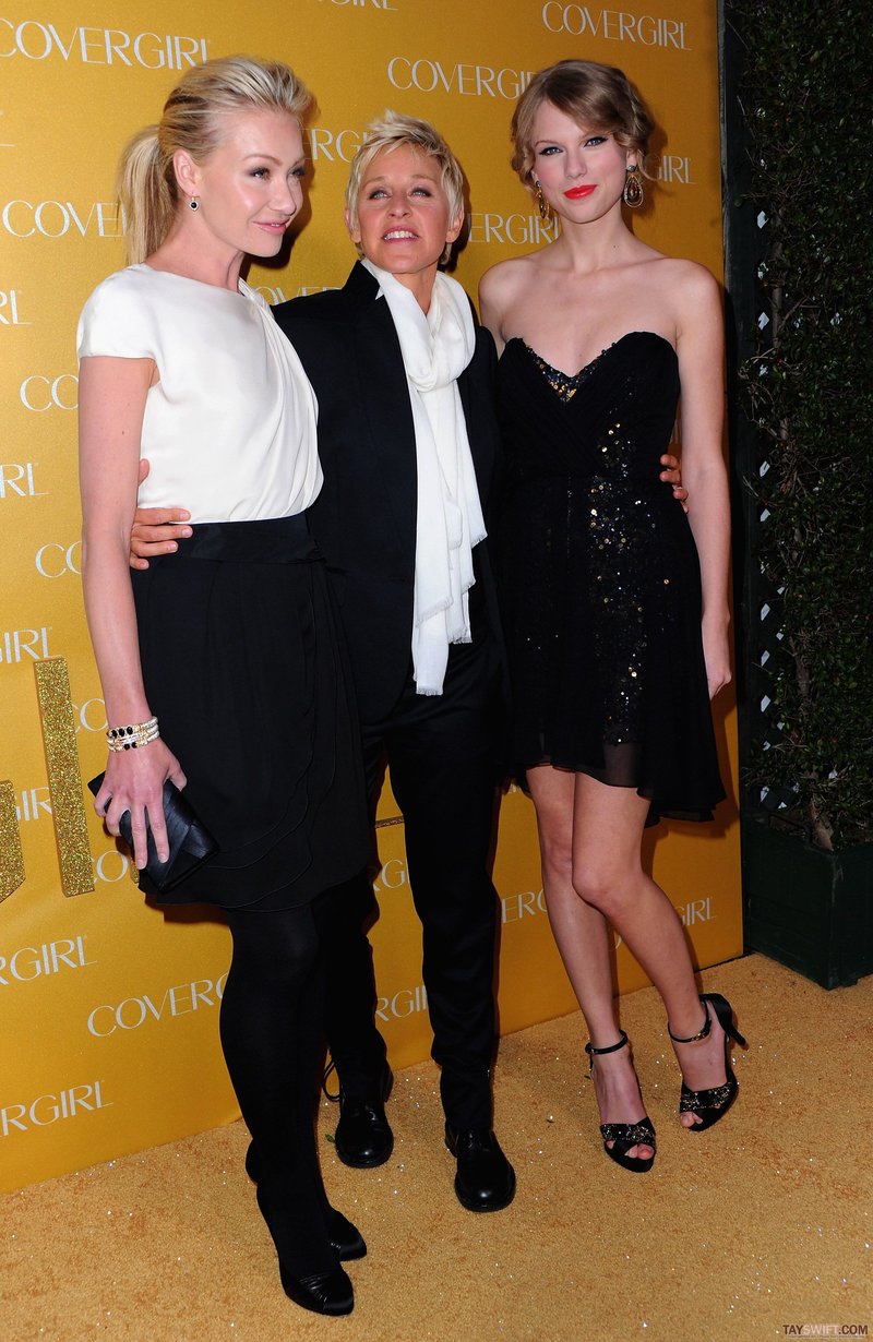 Taylor Swift at CoverGirl 50th Anniversary Party — photo 107