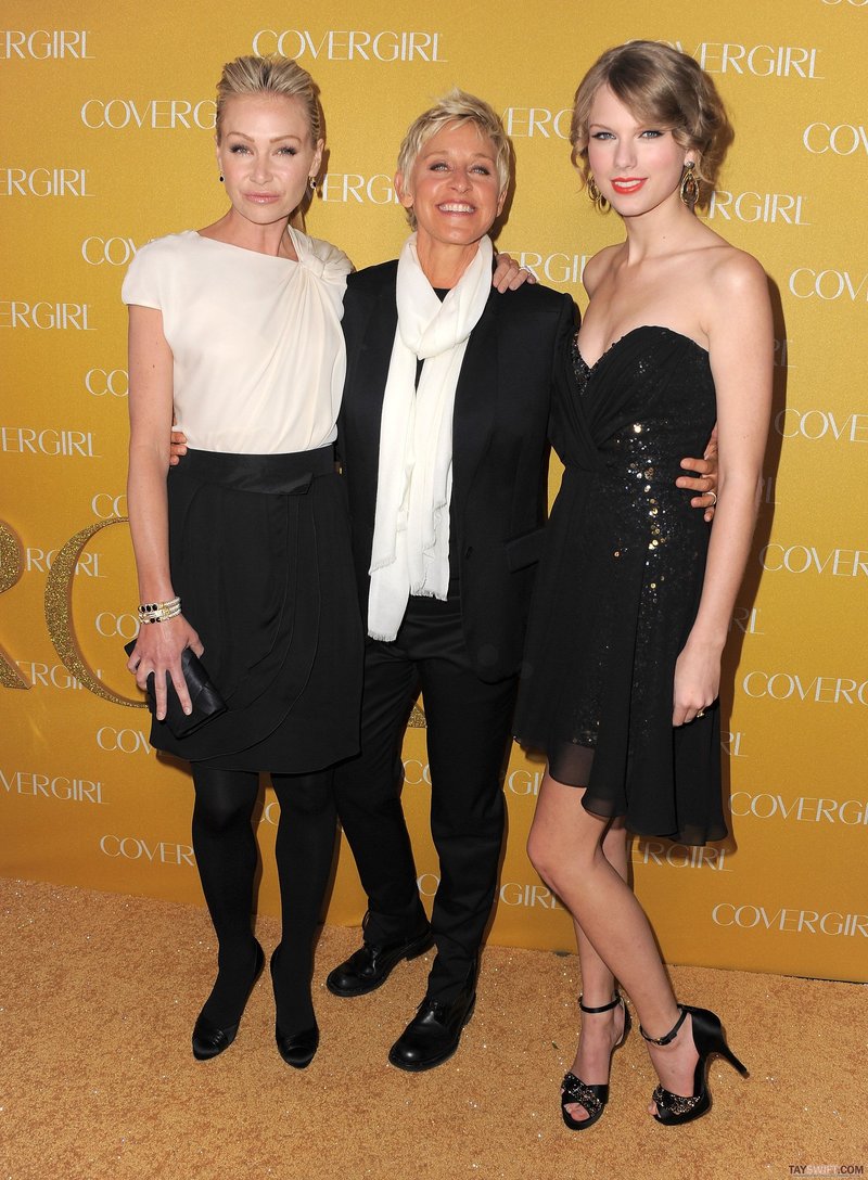 Taylor Swift at CoverGirl 50th Anniversary Party — photo 111