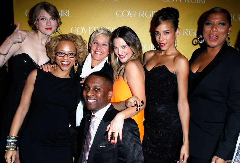 Taylor Swift at CoverGirl 50th Anniversary Party — photo 126