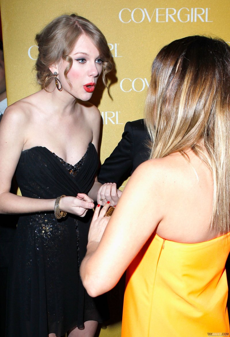 Taylor Swift at CoverGirl 50th Anniversary Party — photo 127