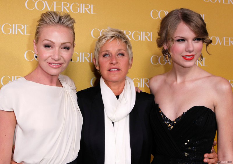 Taylor Swift at CoverGirl 50th Anniversary Party — photo 136