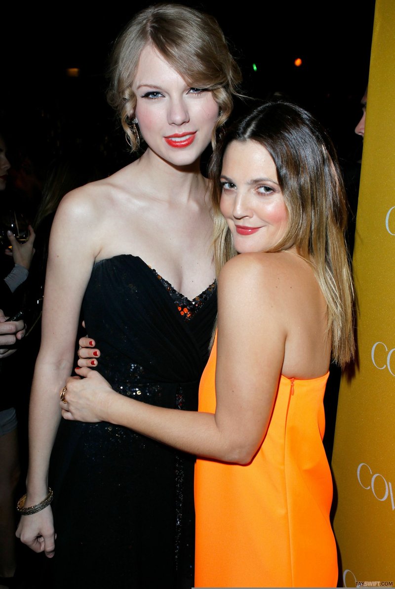 Taylor Swift at CoverGirl 50th Anniversary Party — photo 139