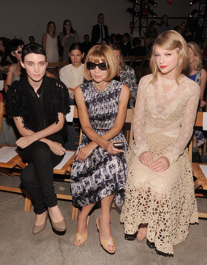 Taylor Swift at Rodarte Spring 2012 Fashion Show — photo 9