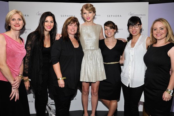 Taylor Swift at Sephora Wonderstruck Fragrance Launch — photo 11
