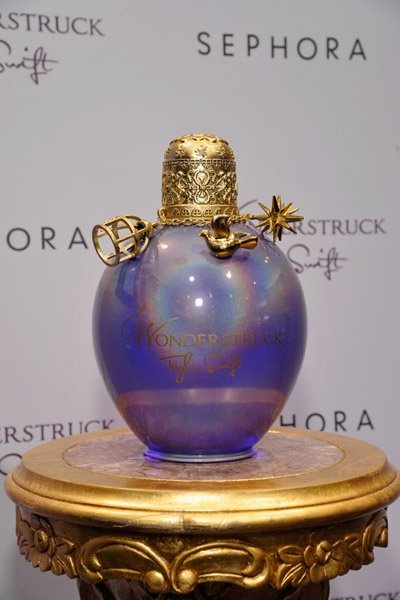Taylor Swift at Sephora Wonderstruck Fragrance Launch — photo 13