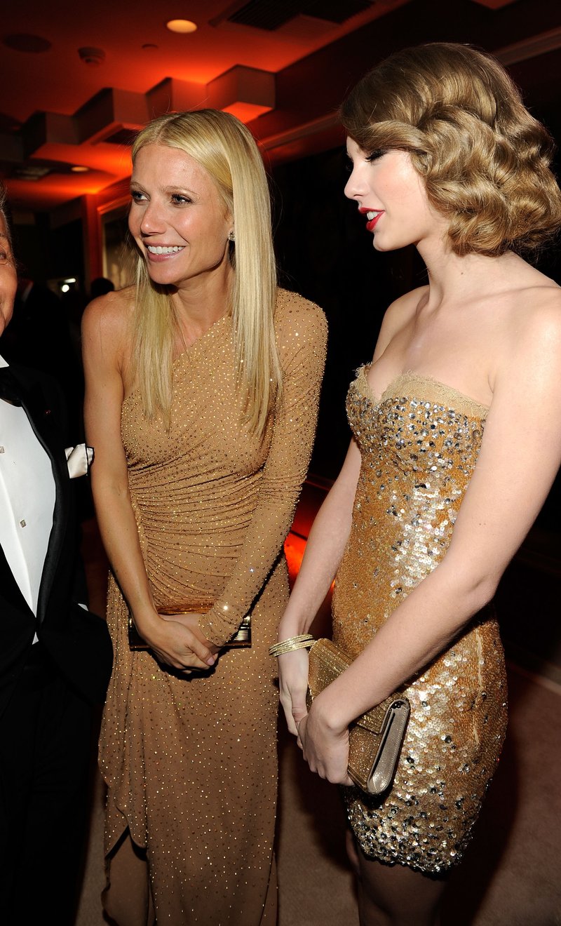 Taylor Swift at 2011 Vanity Fair Oscar Party — photo 20