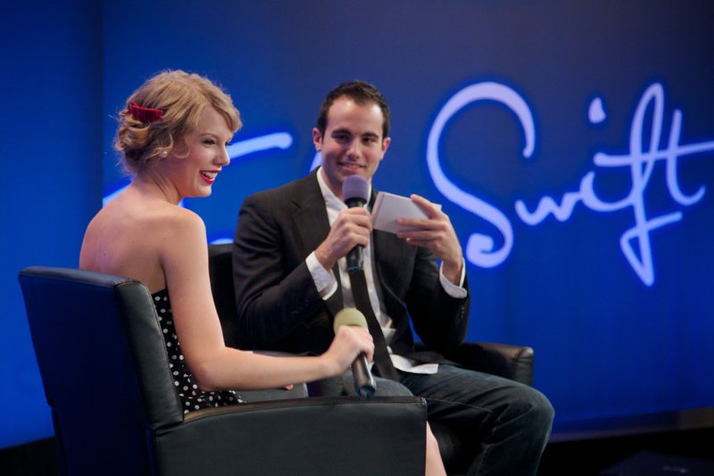 Taylor Swift at YouTube Presents Taylor Swift — photo 4