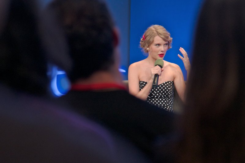 Taylor Swift at YouTube Presents Taylor Swift — photo 10