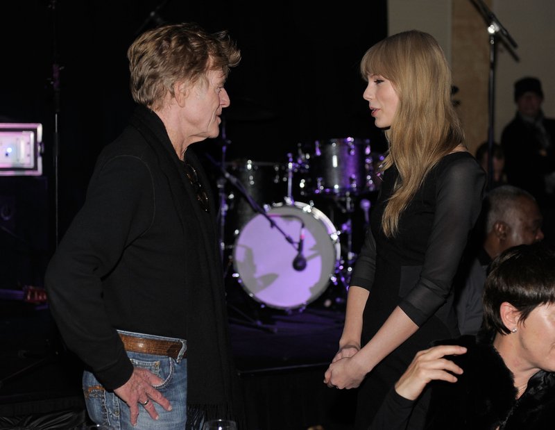 Taylor Swift at Artist At The Table Dinner And Discussion — photo 9