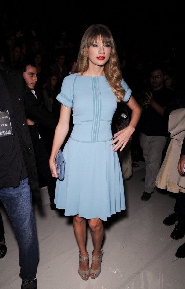 Taylor Swift at Elie Saab Spring/Summer 2013 Show — photo 6