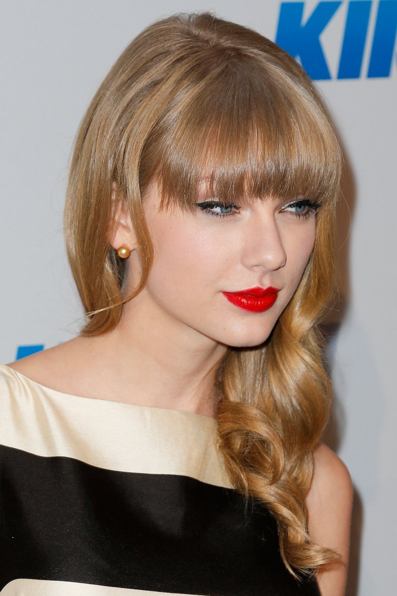 Taylor Swift at KIIS FM's 2012 Jingle Ball — photo 9