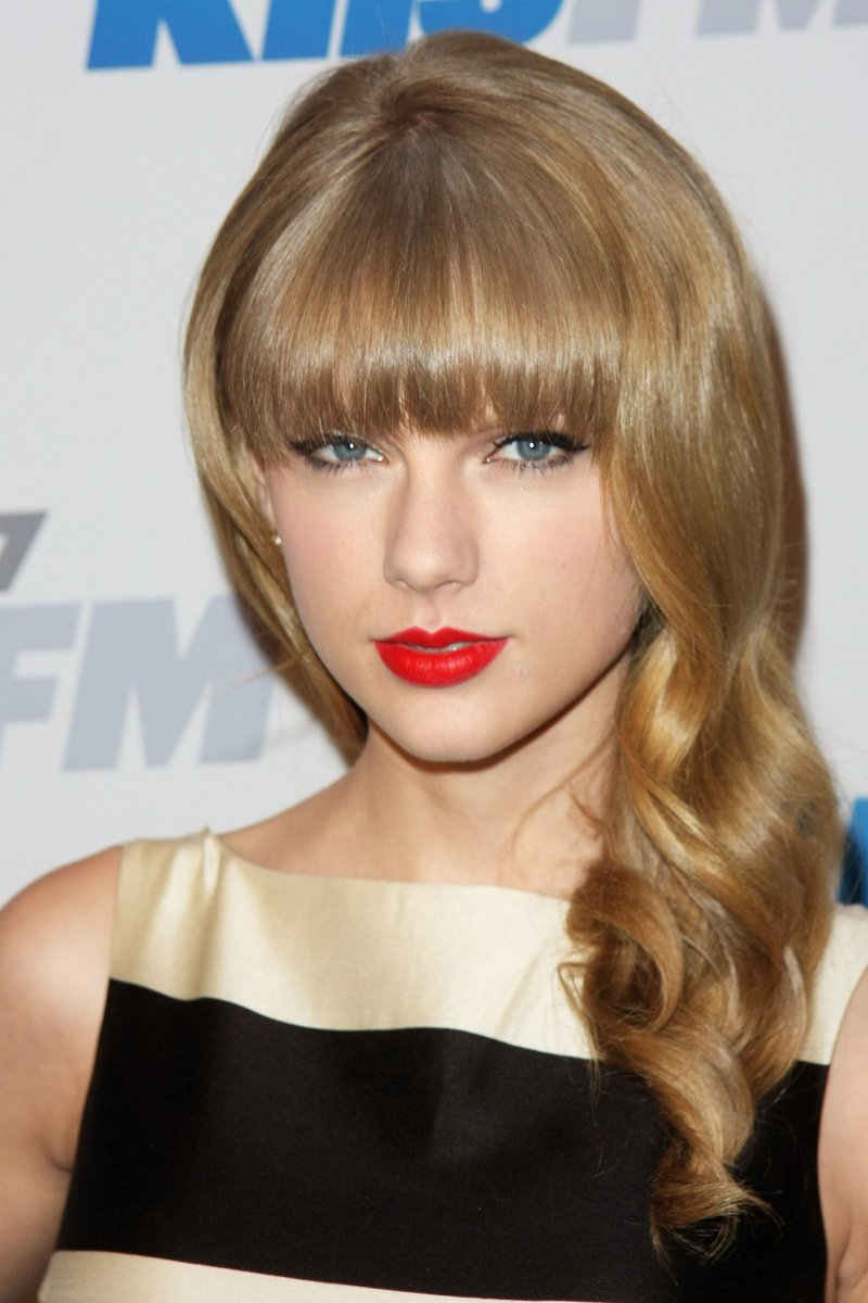 Taylor Swift at KIIS FM's 2012 Jingle Ball — photo 22
