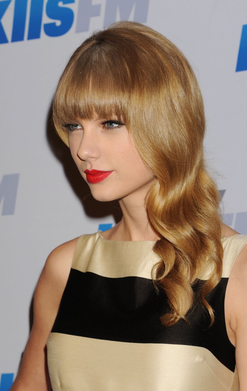 Taylor Swift at KIIS FM's 2012 Jingle Ball — photo 41