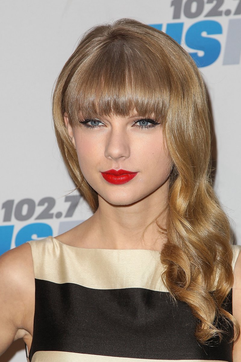 Taylor Swift at KIIS FM's 2012 Jingle Ball — photo 81