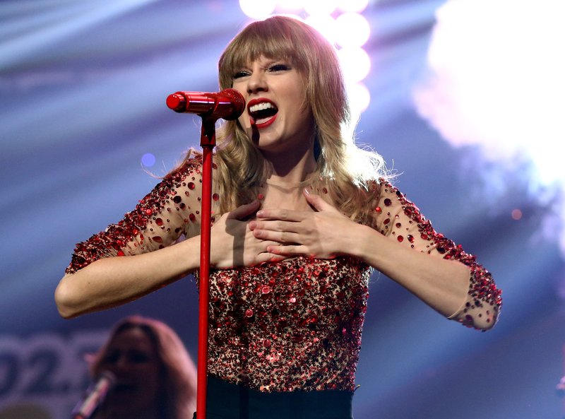 Taylor Swift at KIIS FM's 2012 Jingle Ball — photo 124