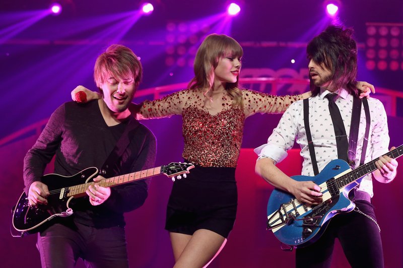 Taylor Swift at KIIS FM's 2012 Jingle Ball — photo 220