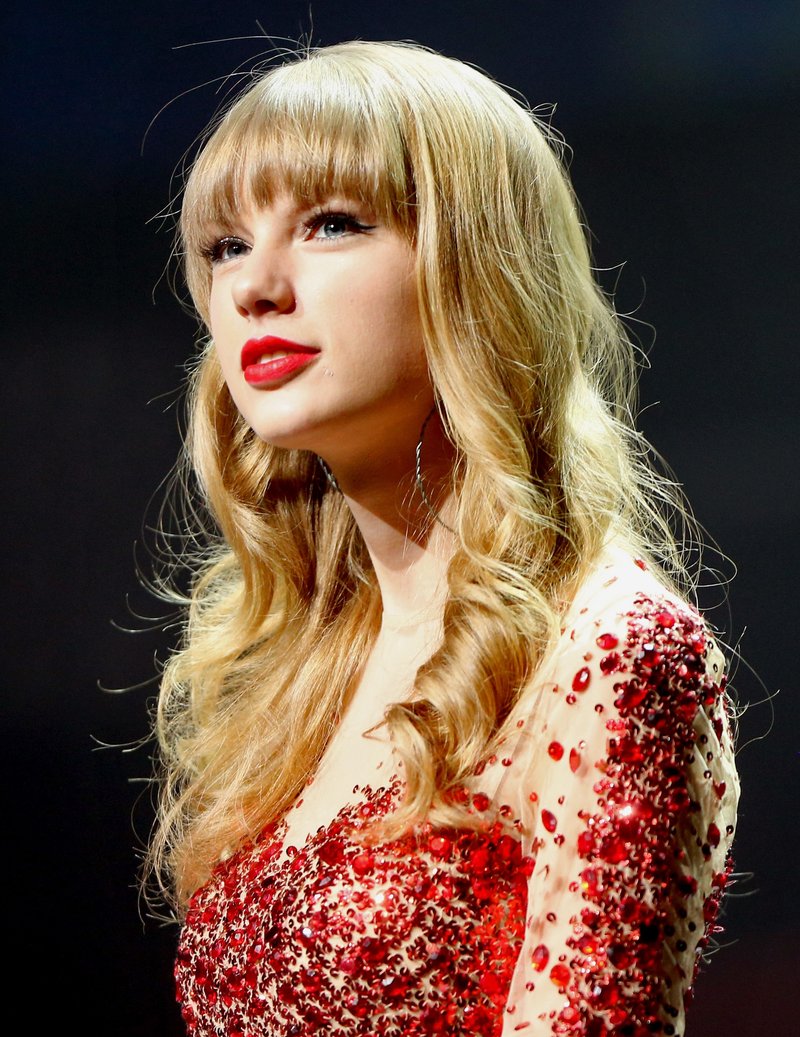 Taylor Swift at KIIS FM's 2012 Jingle Ball — photo 222