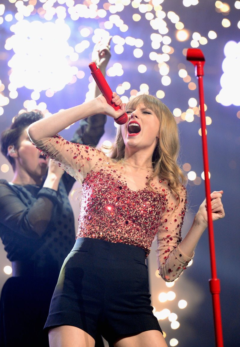 Taylor Swift at KIIS FM's 2012 Jingle Ball — photo 249