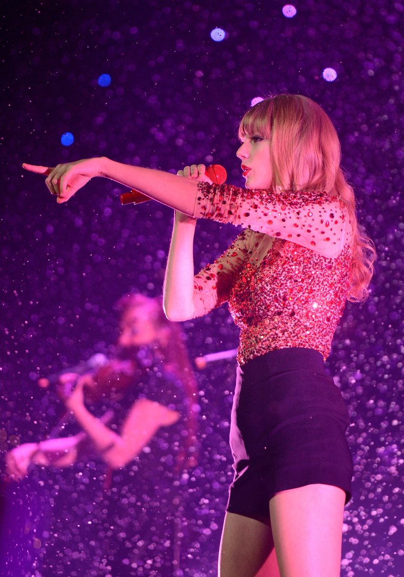Taylor Swift at KIIS FM's 2012 Jingle Ball — photo 264