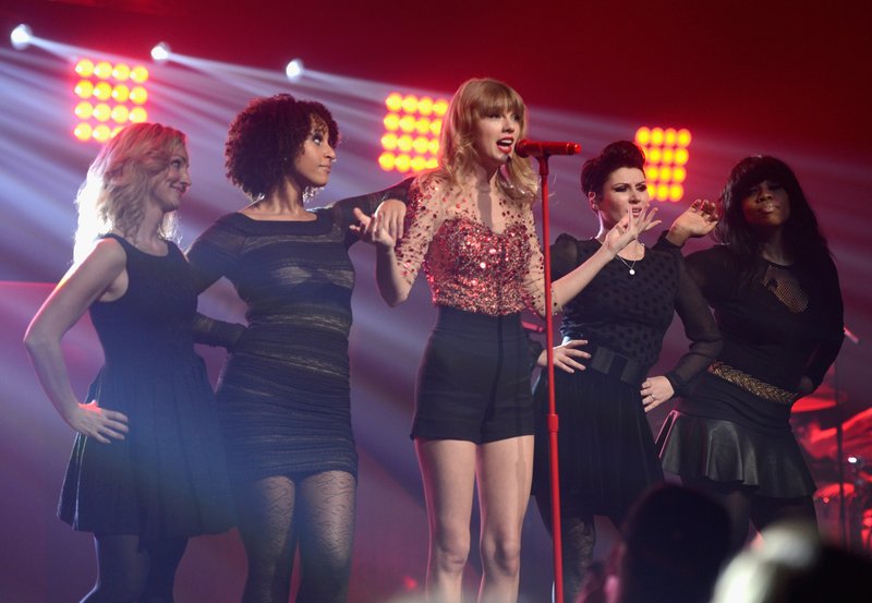 Taylor Swift at KIIS FM's 2012 Jingle Ball — photo 290