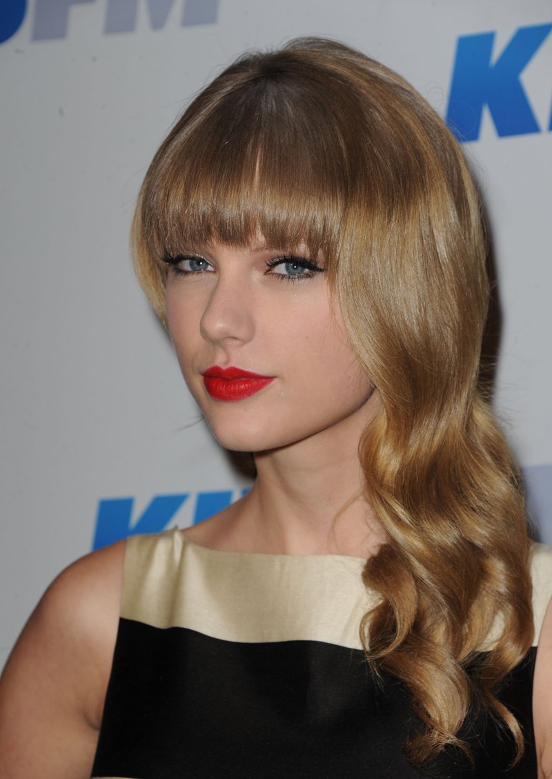 Taylor Swift at KIIS FM's 2012 Jingle Ball — photo 456