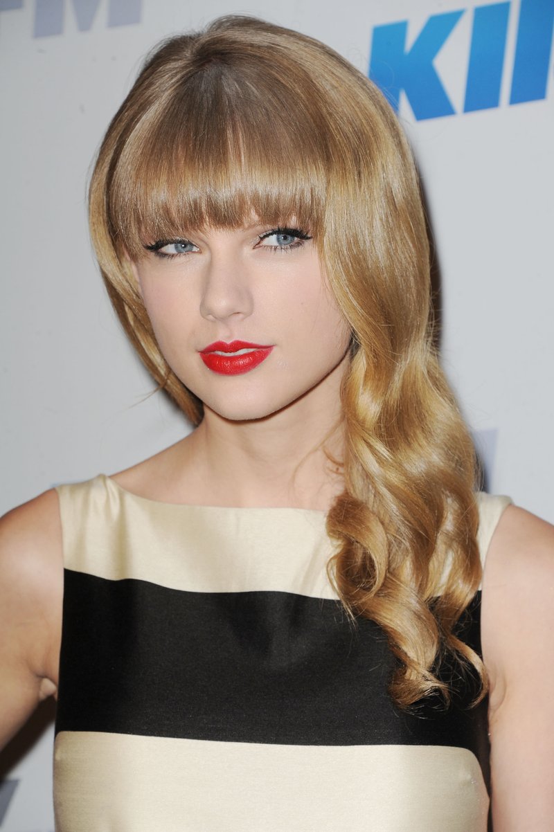 Taylor Swift at KIIS FM's 2012 Jingle Ball — photo 459