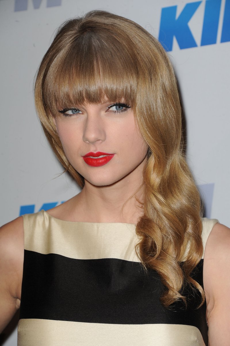 Taylor Swift at KIIS FM's 2012 Jingle Ball — photo 461