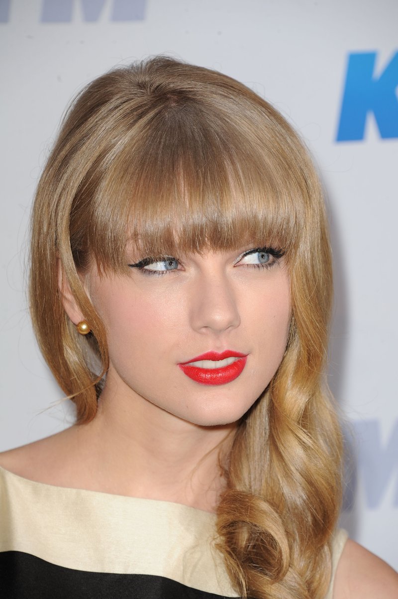 Taylor Swift at KIIS FM's 2012 Jingle Ball — photo 467