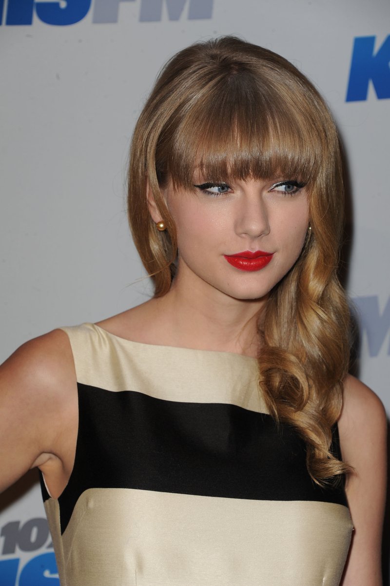 Taylor Swift at KIIS FM's 2012 Jingle Ball — photo 472
