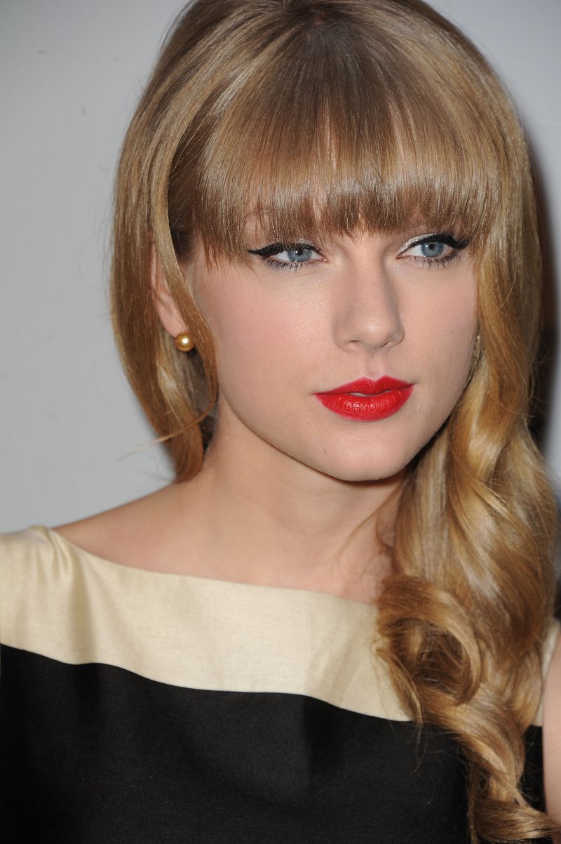 Taylor Swift at KIIS FM's 2012 Jingle Ball — photo 476