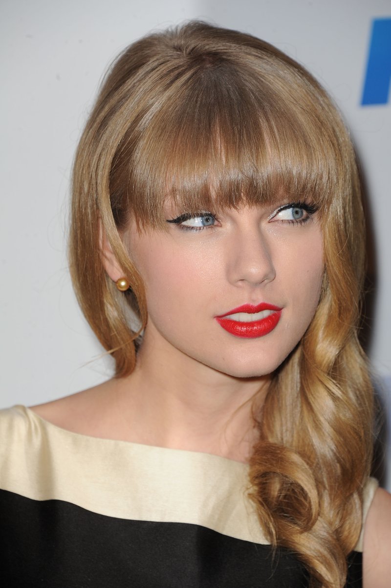 Taylor Swift at KIIS FM's 2012 Jingle Ball — photo 479