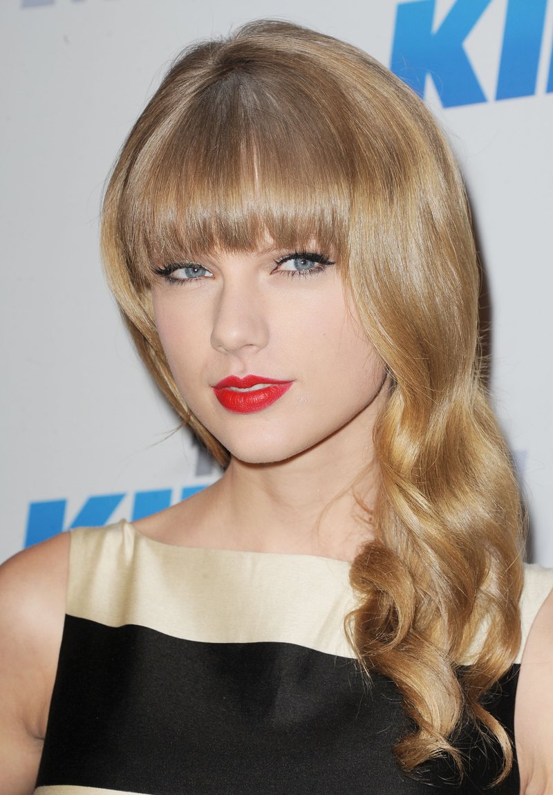 Taylor Swift at KIIS FM's 2012 Jingle Ball — photo 482
