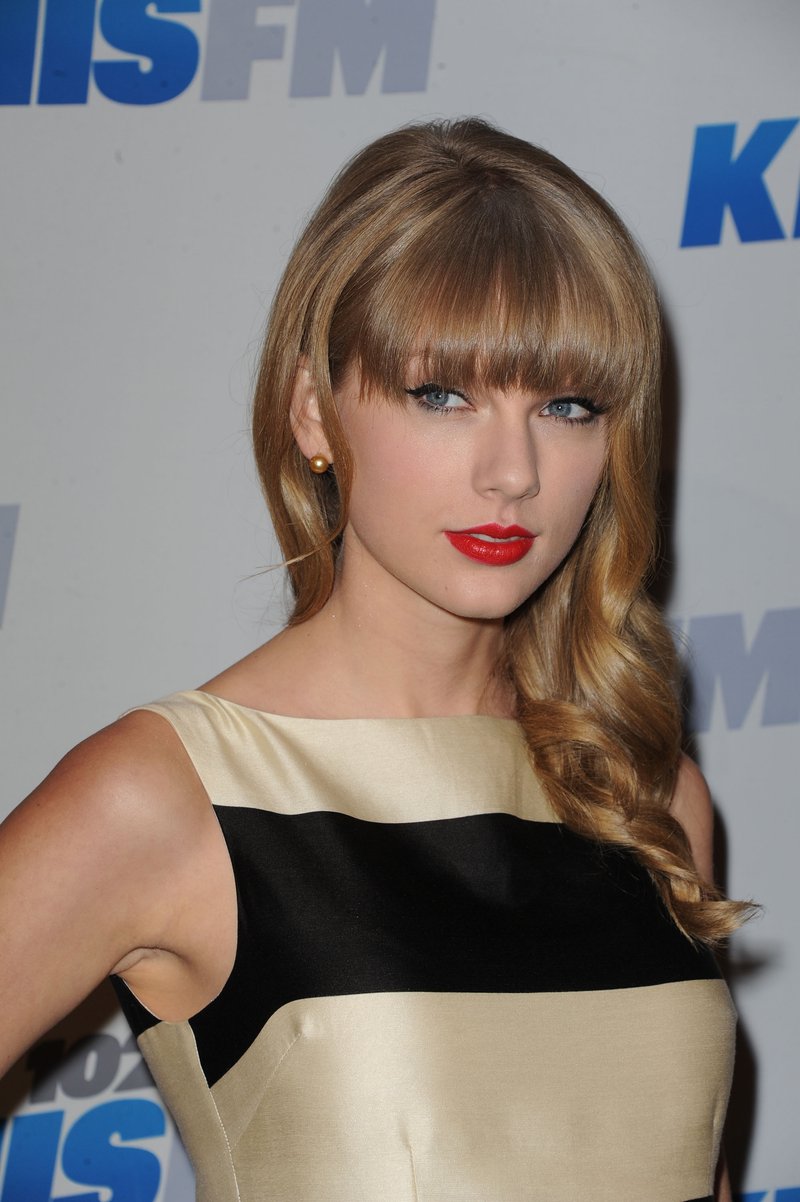 Taylor Swift at KIIS FM's 2012 Jingle Ball — photo 493