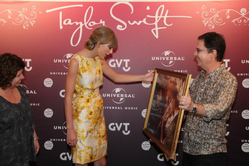 Taylor Swift at Red Rio de Janeiro Press Conference — photo 18