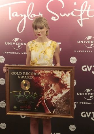Taylor Swift at Red Rio de Janeiro Press Conference — photo 36
