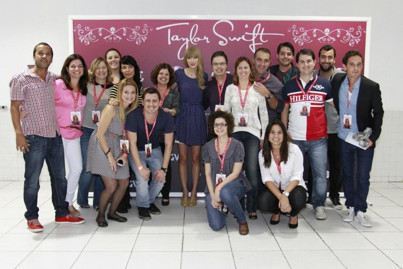 Taylor Swift at Rio de Janeiro Meet & Greet — photo 30