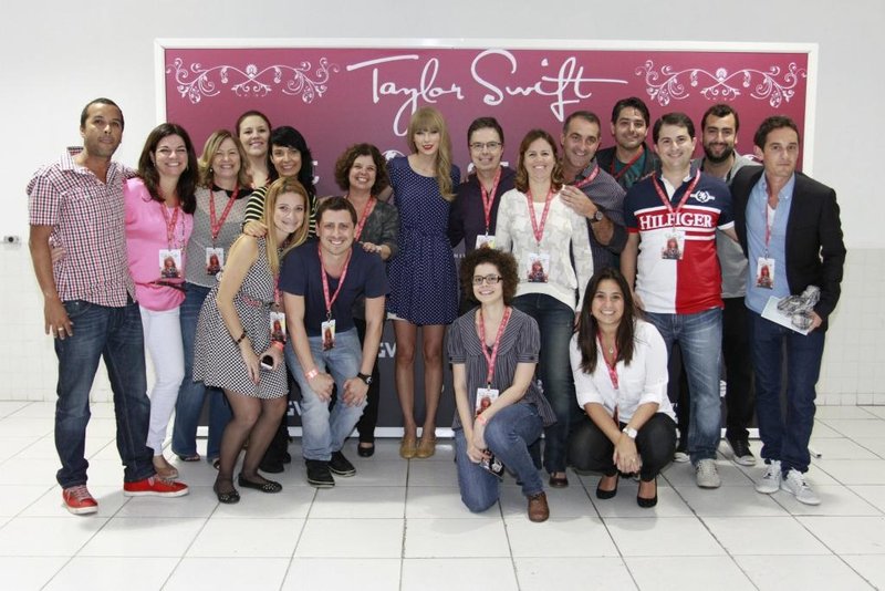 Taylor Swift at Rio de Janeiro Meet & Greet — photo 33