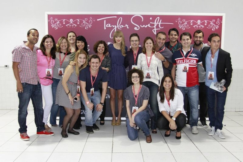 Taylor Swift at Rio de Janeiro Meet & Greet — photo 35