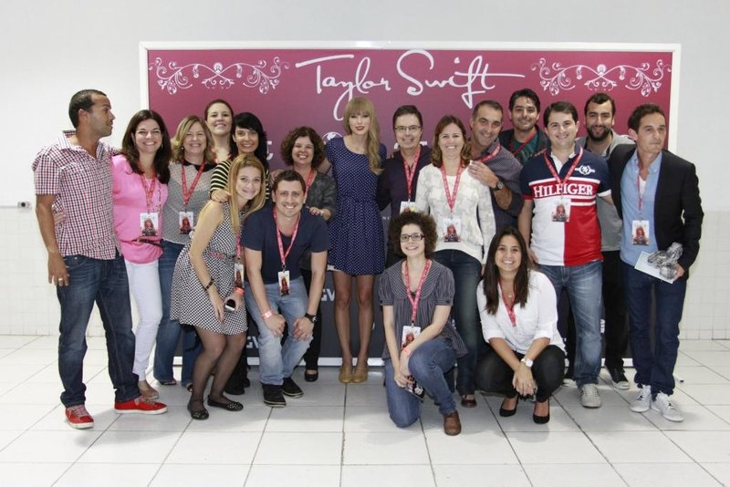 Taylor Swift at Rio de Janeiro Meet & Greet — photo 36