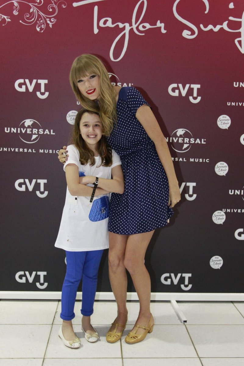 Taylor Swift at Rio de Janeiro Meet & Greet — photo 53