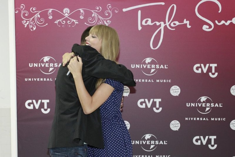 Taylor Swift at Rio de Janeiro Meet & Greet — photo 69