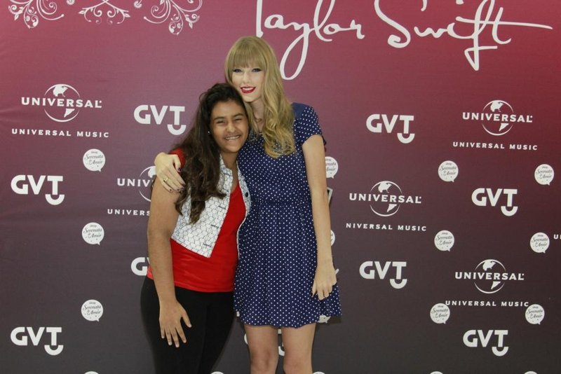 Taylor Swift at Rio de Janeiro Meet & Greet — photo 81