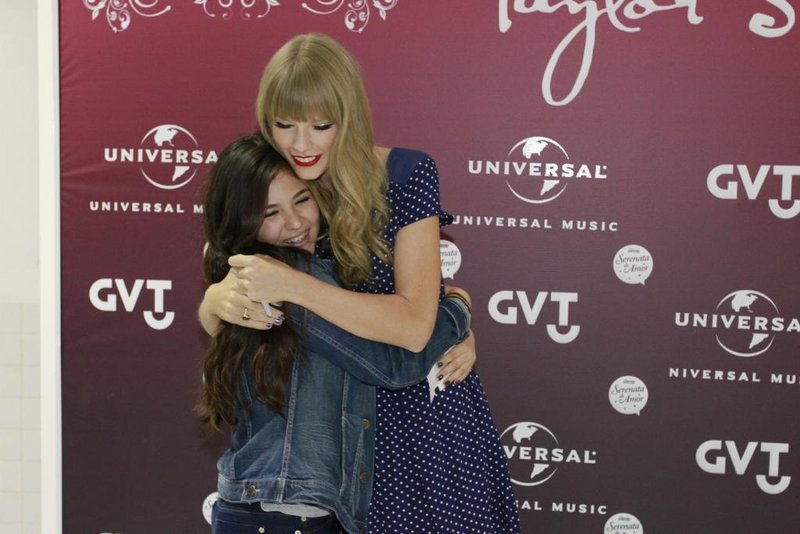 Taylor Swift at Rio de Janeiro Meet & Greet — photo 91