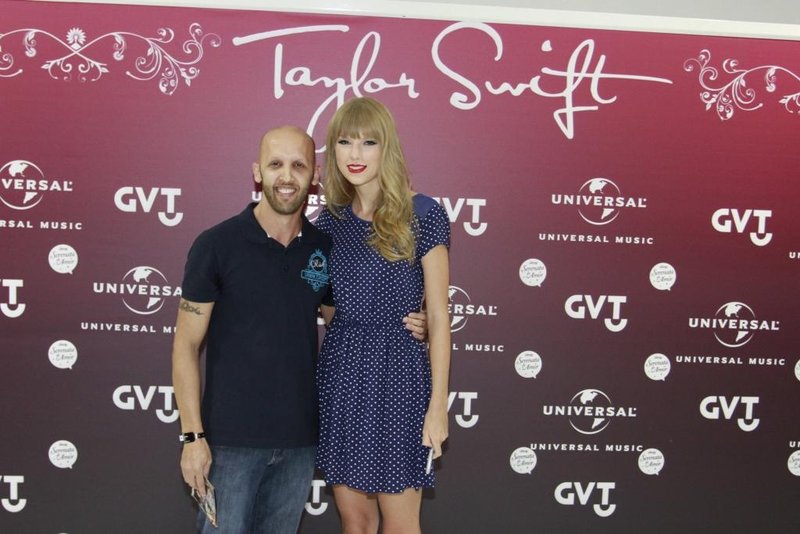 Taylor Swift at Rio de Janeiro Meet & Greet — photo 107