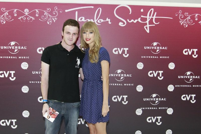 Taylor Swift at Rio de Janeiro Meet & Greet — photo 111